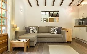 Mazot Loppe - A Cosy Central Chamonix Hideaway